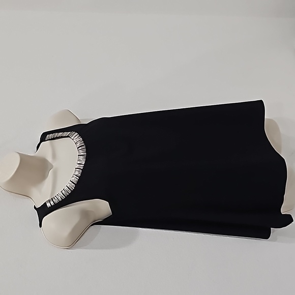 White House Black Market Top Size XS Black sliver Halter Neckline - Picture 3 of 11